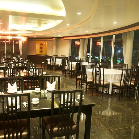 Jolly Suites&Spa Petkasem Haōhng Khēm Kültér fotó