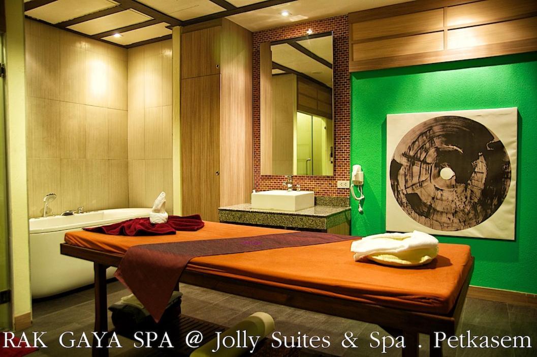 Jolly Suites&Spa Petkasem Haōhng Khēm Kültér fotó