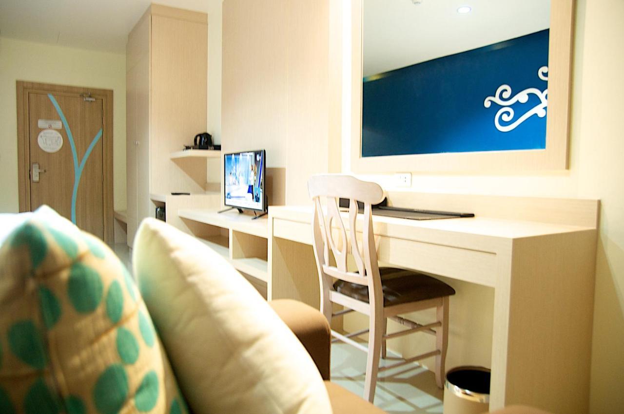 Jolly Suites&Spa Petkasem Haōhng Khēm Kültér fotó