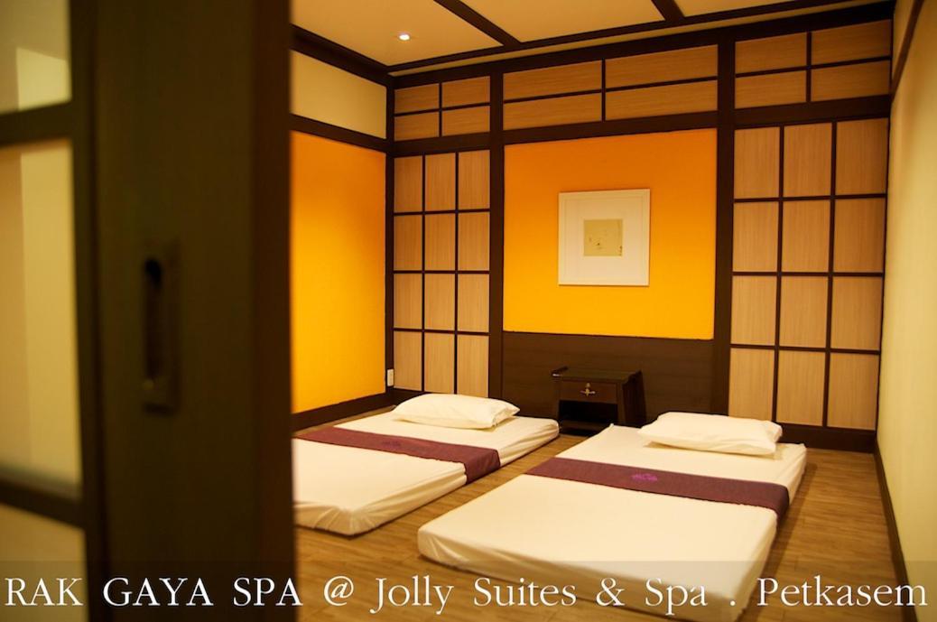 Jolly Suites&Spa Petkasem Haōhng Khēm Kültér fotó